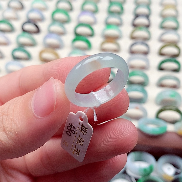 翡翠戒指未镶嵌17-18号