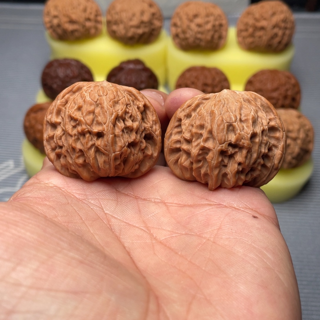 把件文玩核桃蝴蝶磨39全品编号009