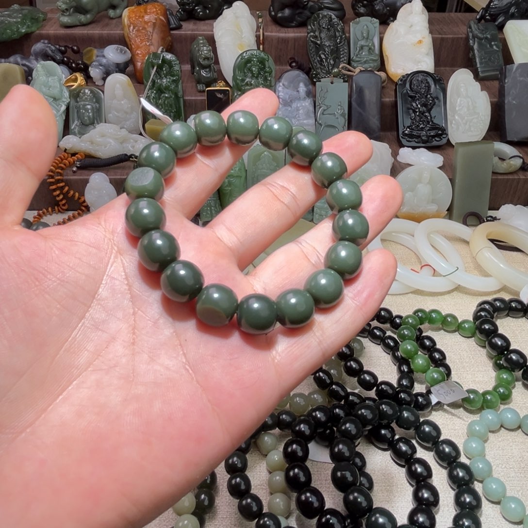 和田玉未镶嵌手链