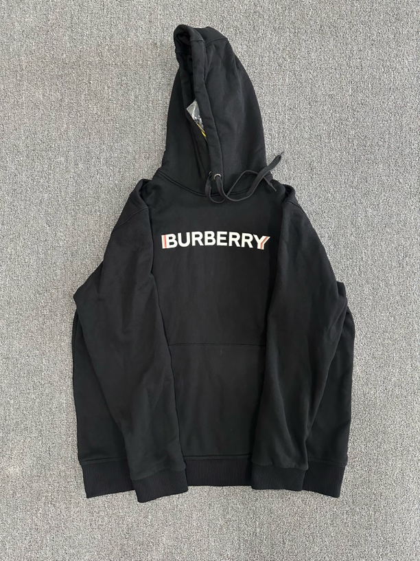 99新 BURBERRY/博柏利 巴宝莉 经典字母帽衫 Xl
