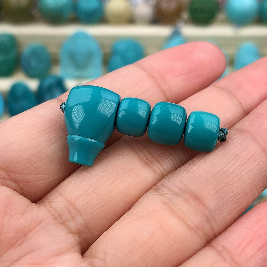 绿松石未镶嵌珠宝奇石8.5-7.9-10