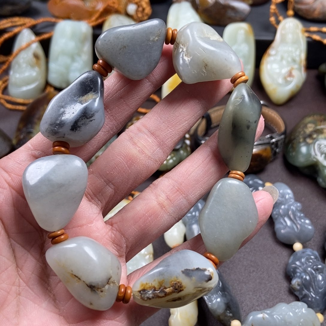 和田玉把件未镶嵌