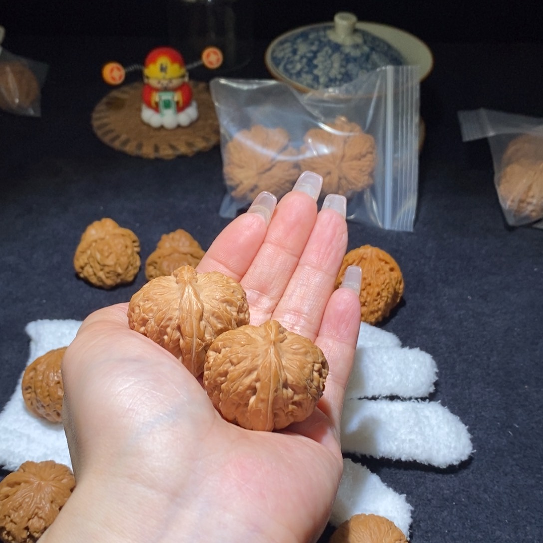 文玩核桃吊坠元宝38