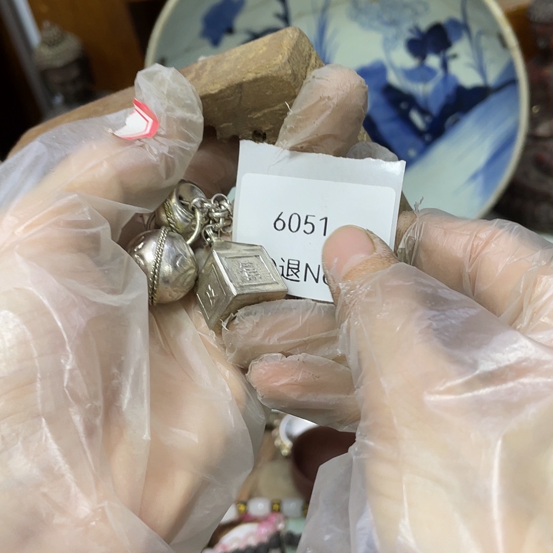 F***）瓷片6051号工艺品