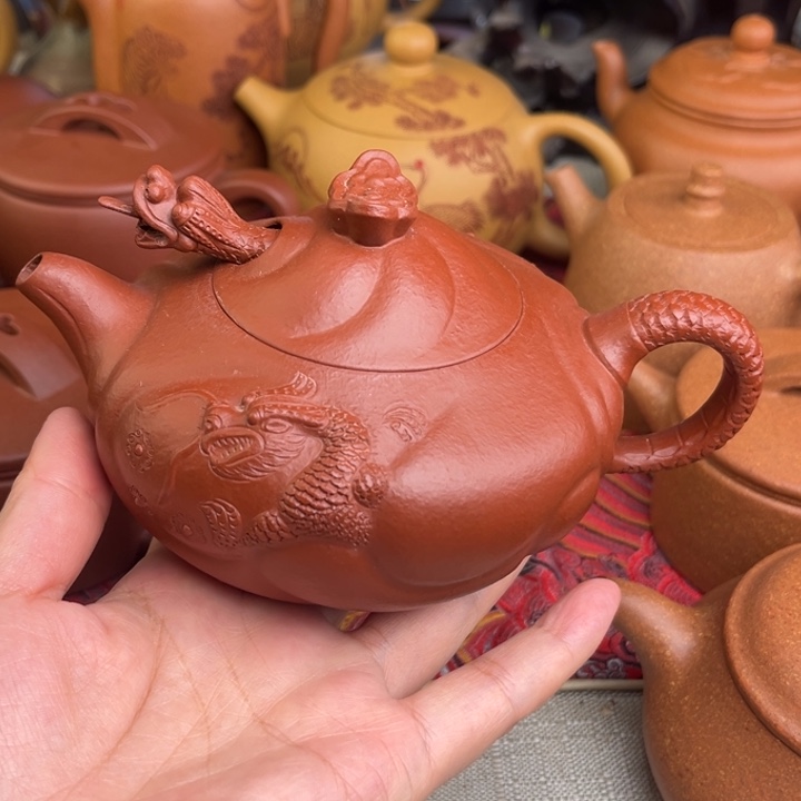 皮***黑茶壶紫砂原矿朱泥鱼化龙精工半手300cc