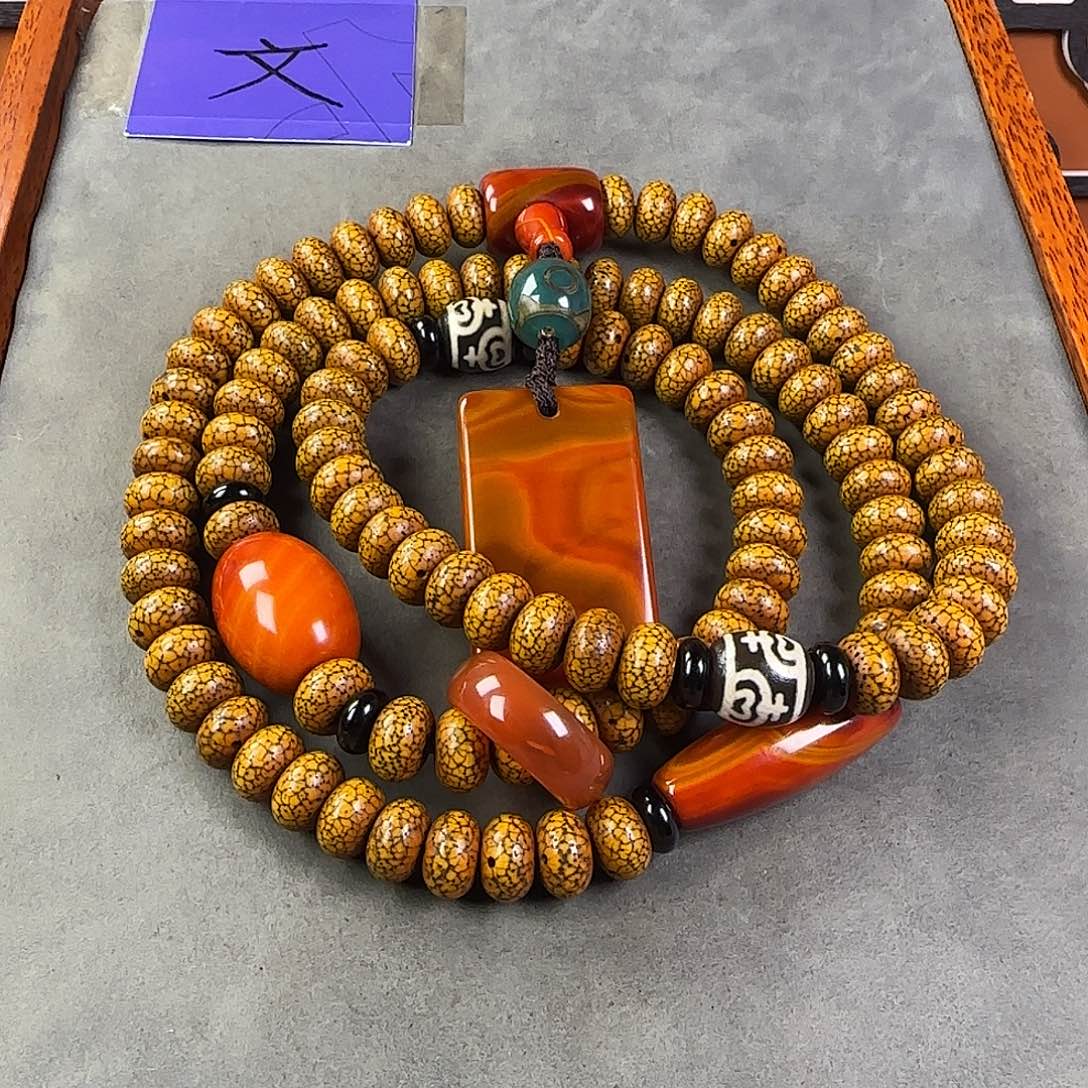 吊坠星月菩提脖挂