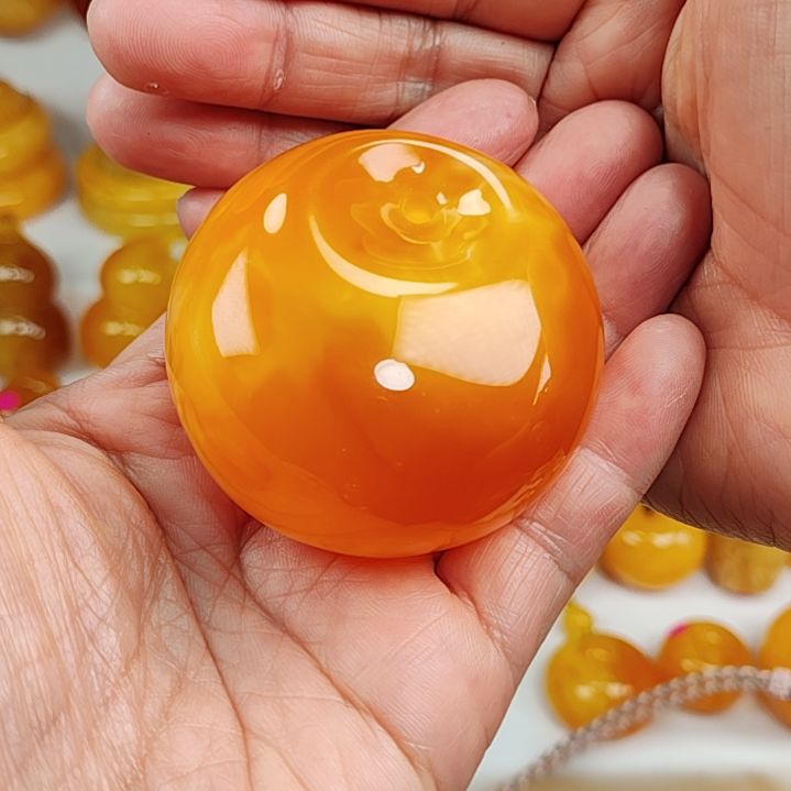 蜜蜡吊坠(赠链)未镶嵌