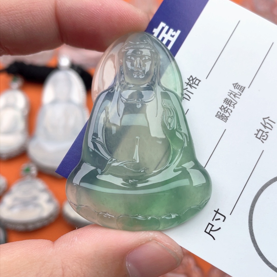 翡翠颈饰未镶嵌53/36/5.5