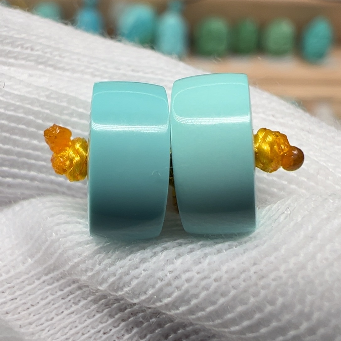 绿松石配饰未镶嵌