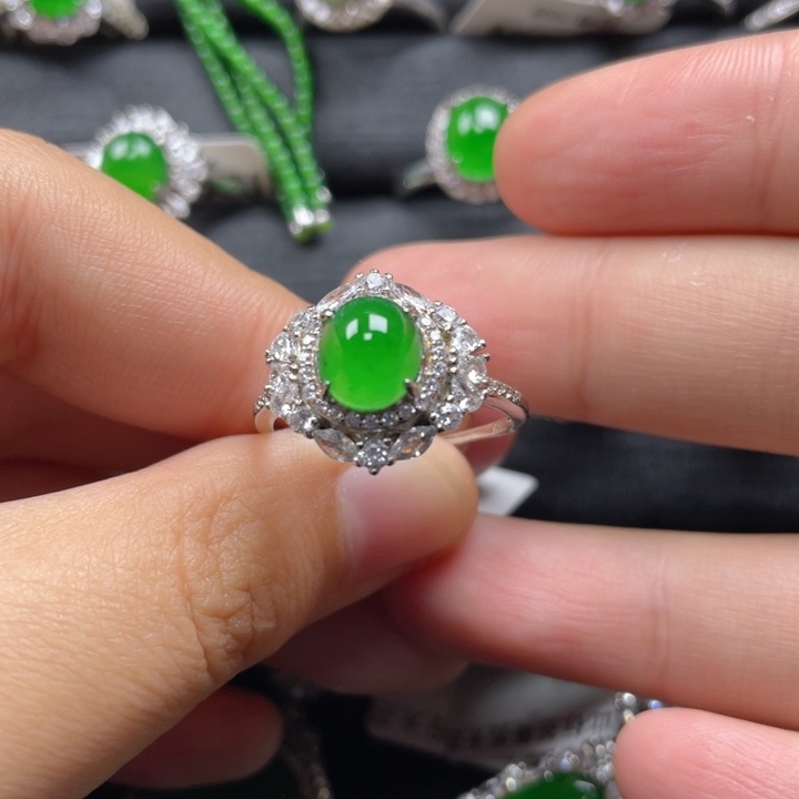 翡翠戒指银S925镶嵌戒指