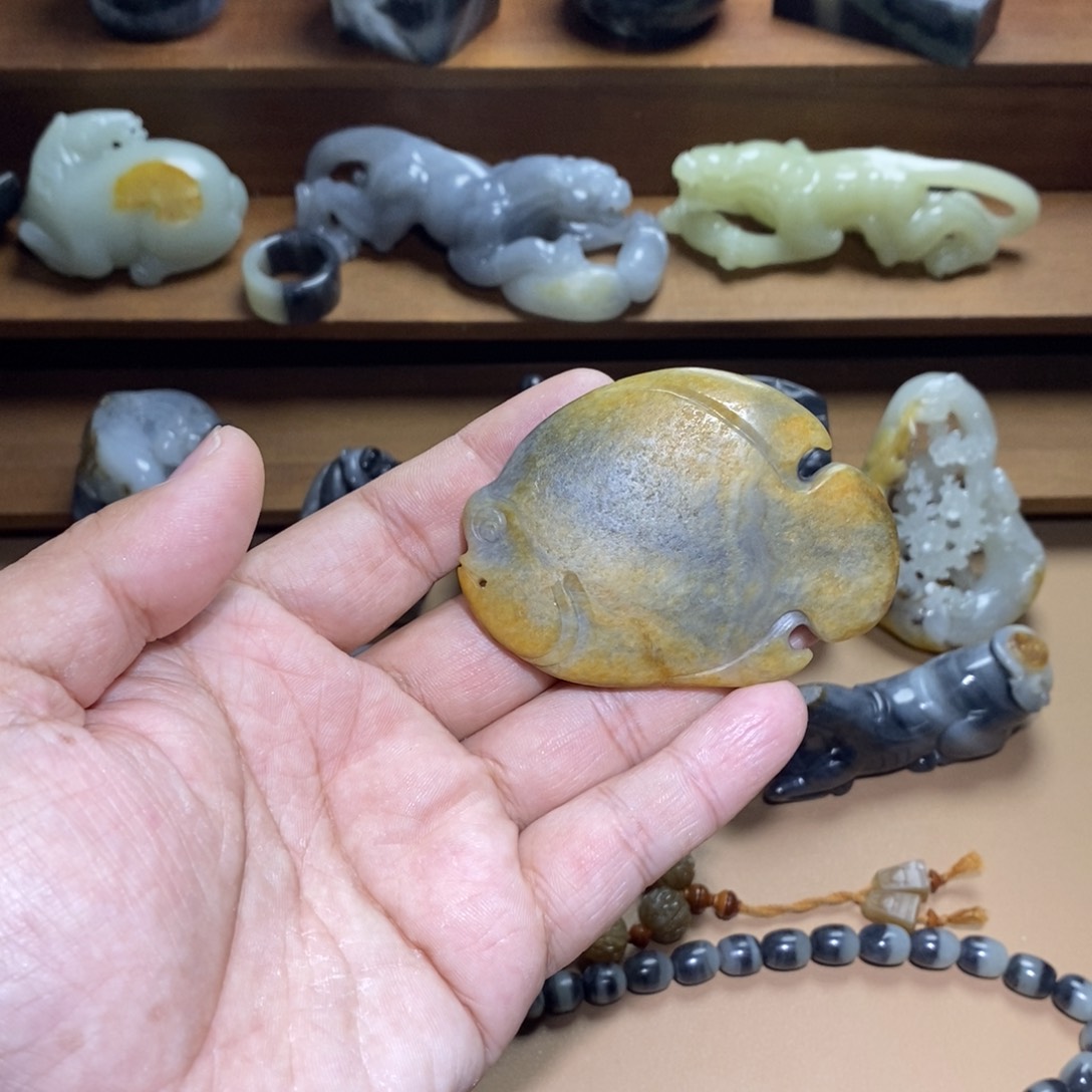 未镶嵌和田玉挂件