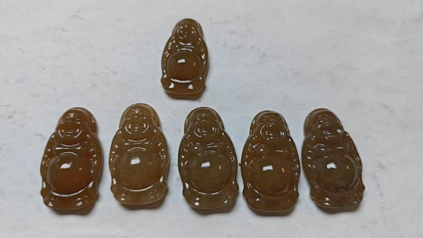 和田玉吊坠33.5*19.5*9mm左右多样性发其一C-653