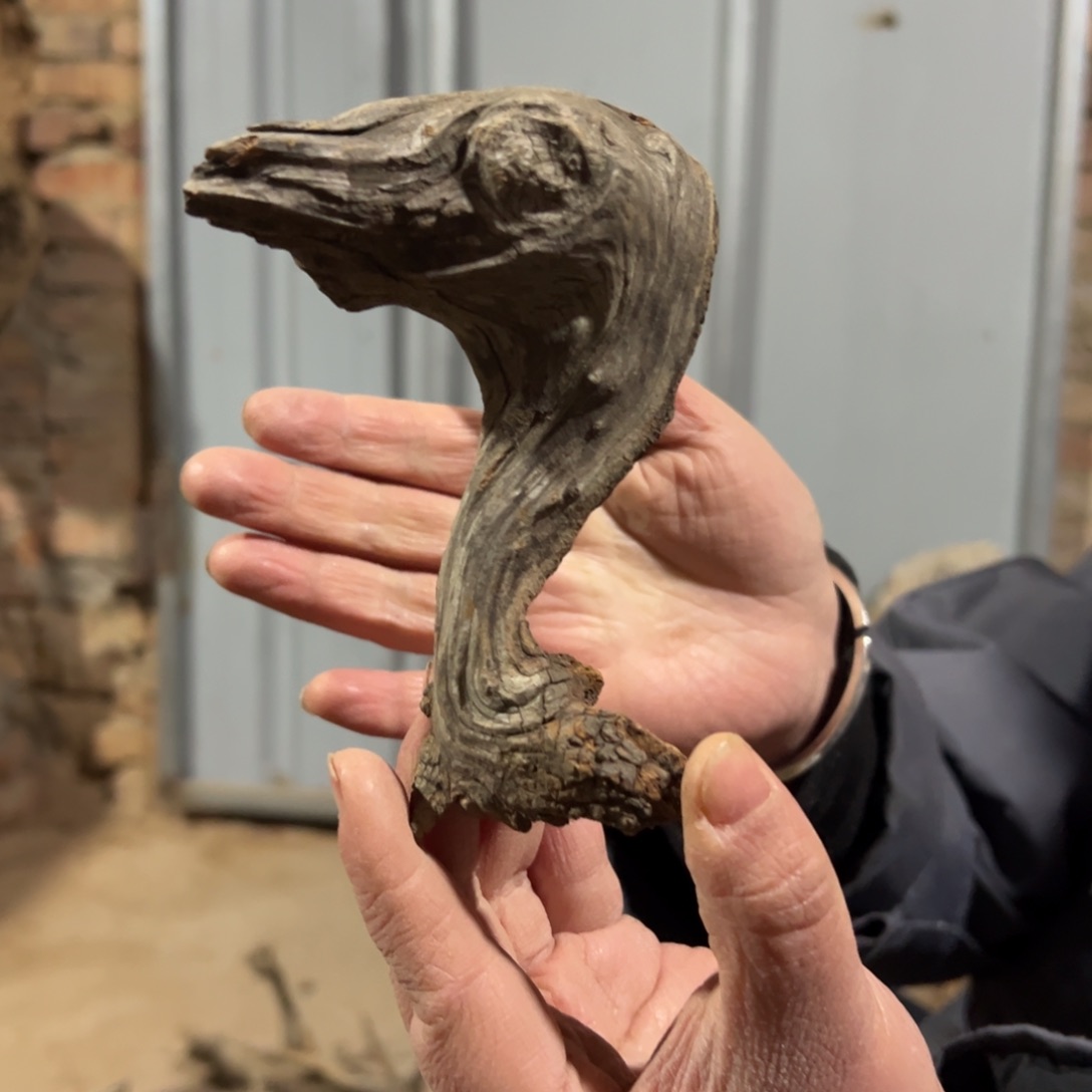 柏木（崖柏）为****斗