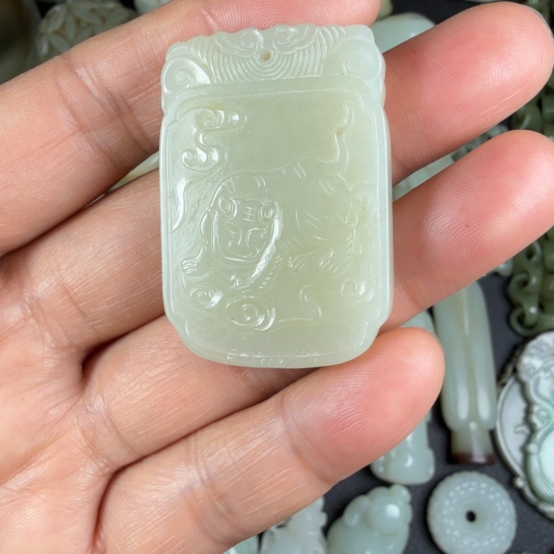 和田玉未镶嵌吊坠(不含链)