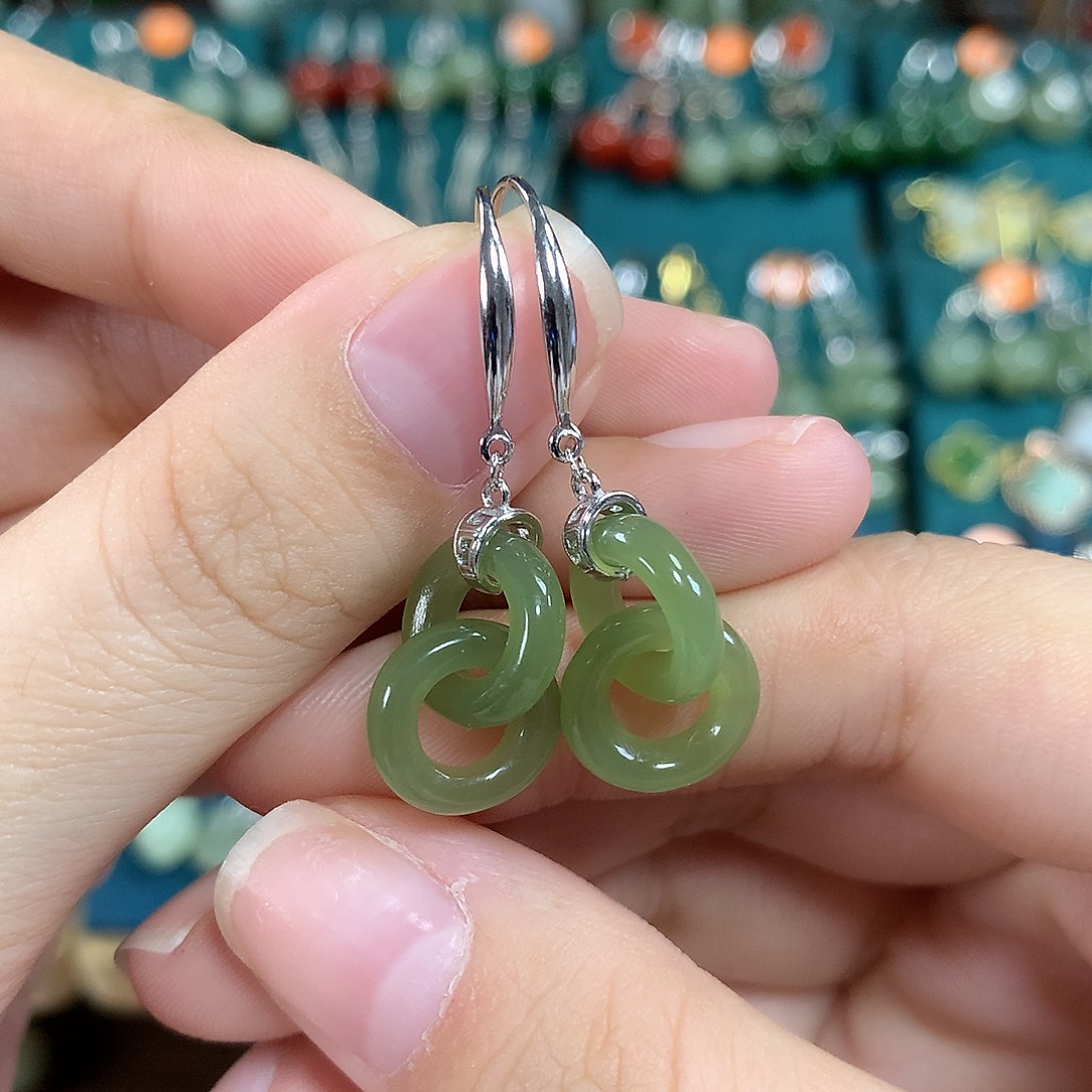 和田玉银S925镶嵌耳饰卡12左右