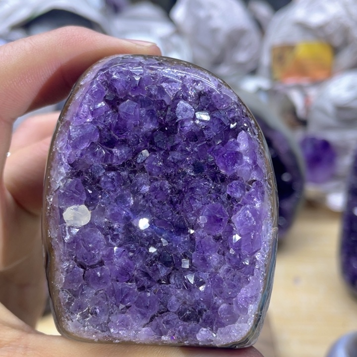 未镶嵌大型摆件（非配饰）水晶