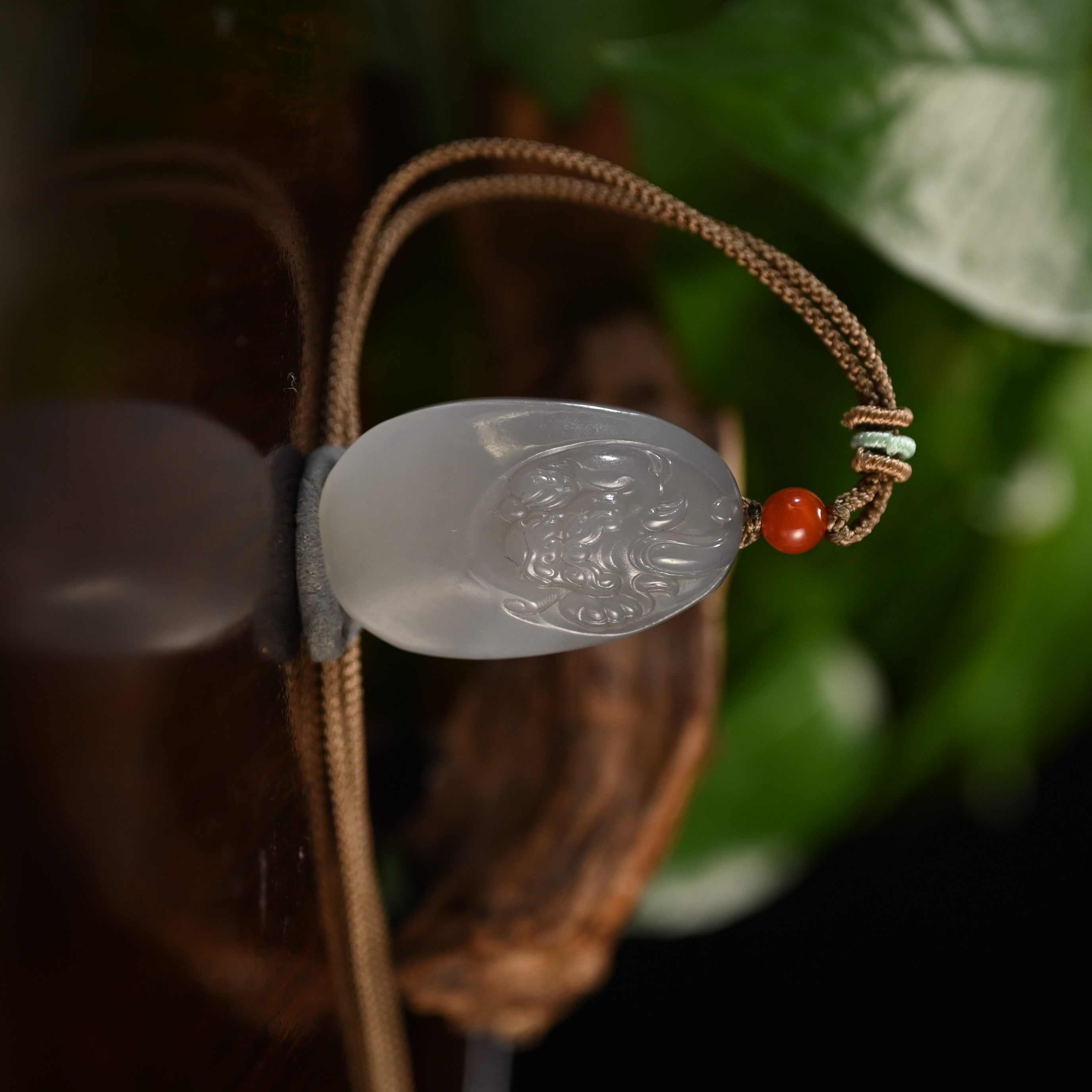 Lot8802 2511170063和田玉烟紫貔貅挂件/杭拍