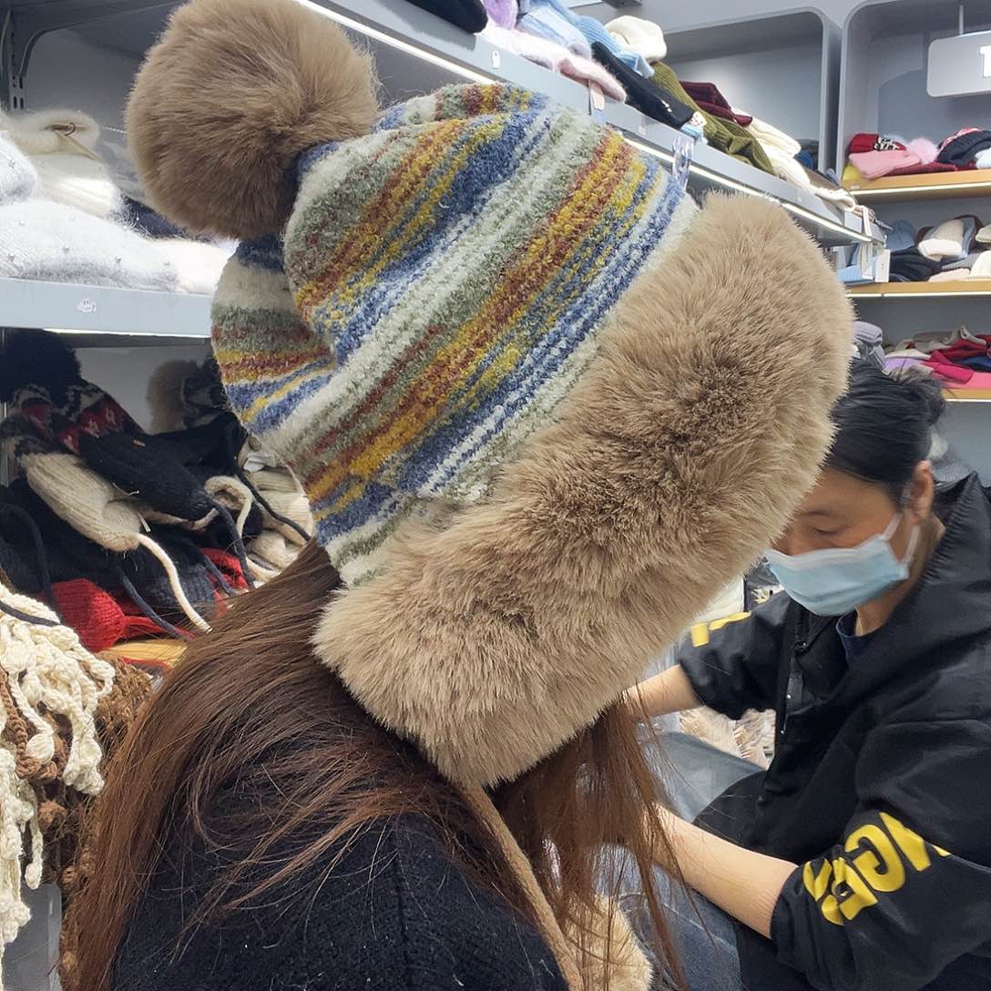 皮质非金属彩色包头帽子