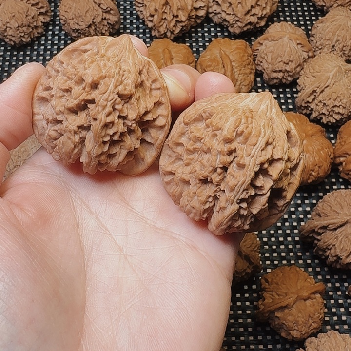 文玩核桃吊坠满天星42尺