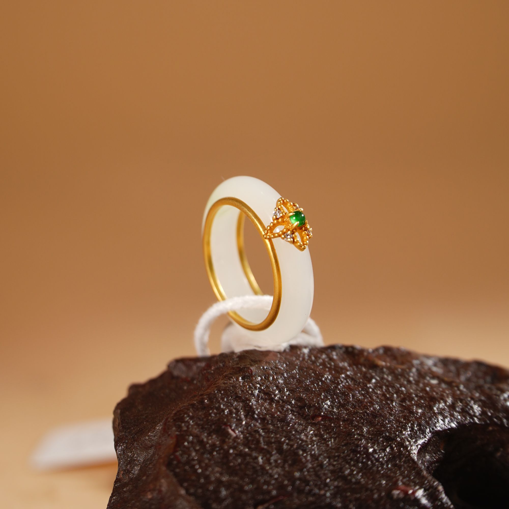 HE50237和田玉白玉设计款戒指