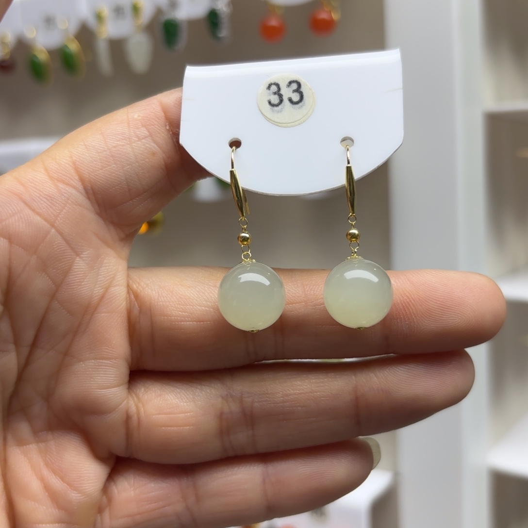 和田玉18K金镶嵌耳饰