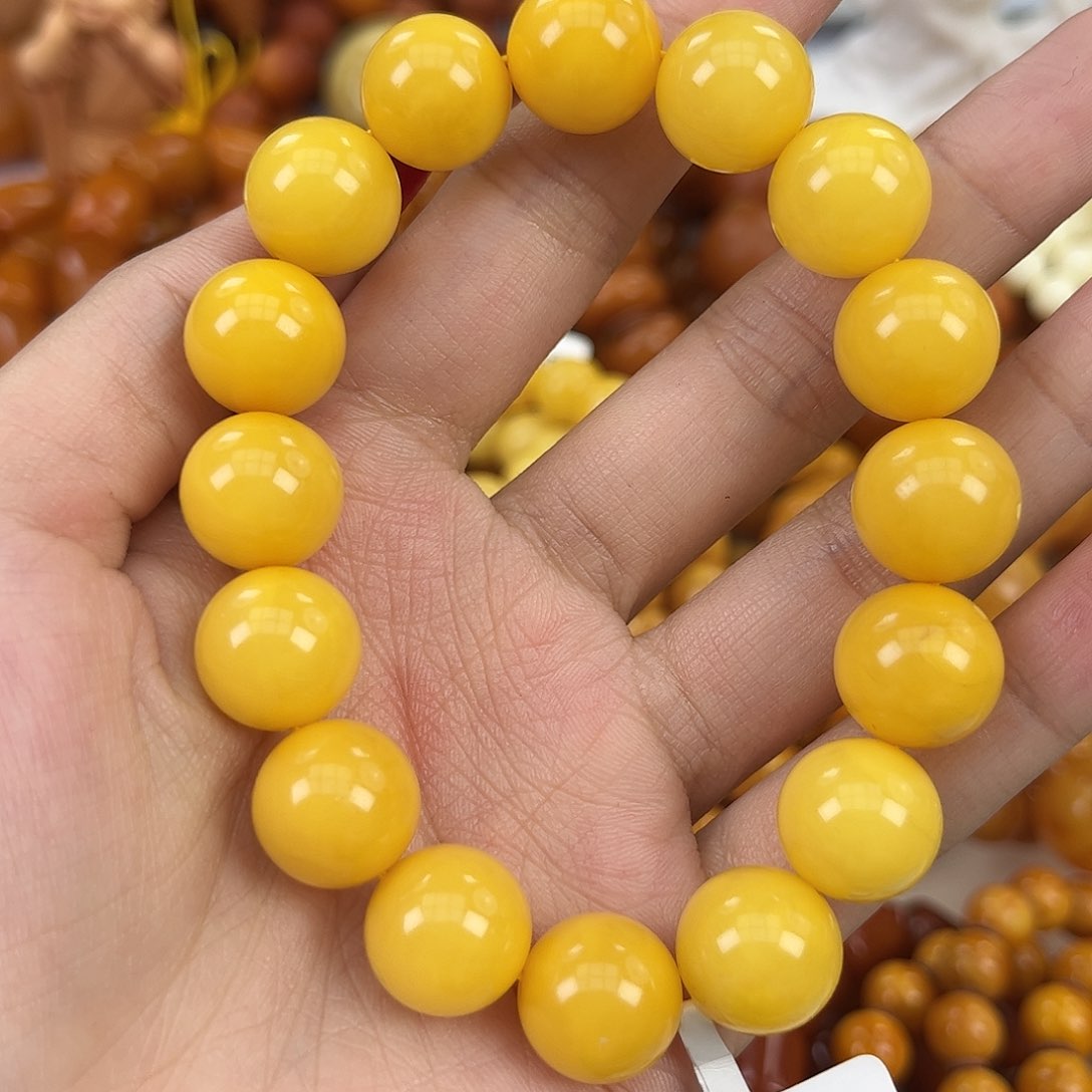 琥珀颈饰未镶嵌蜜蜡