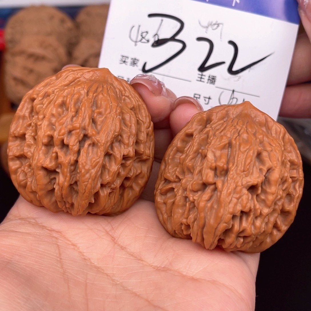 桃核吊坠全品虎头43+尺寸 克重48.6