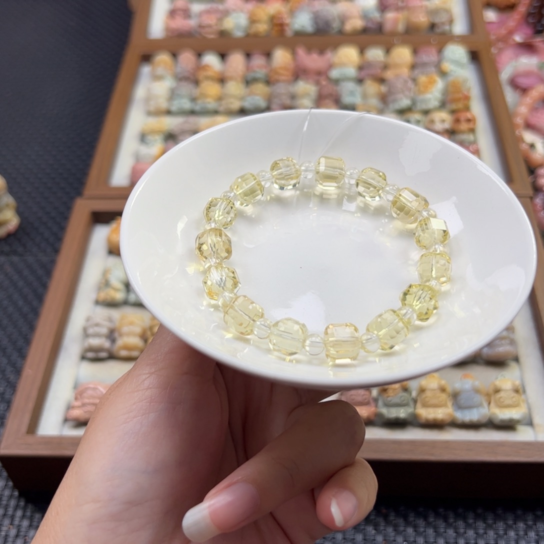 未镶嵌水晶珠宝半成品