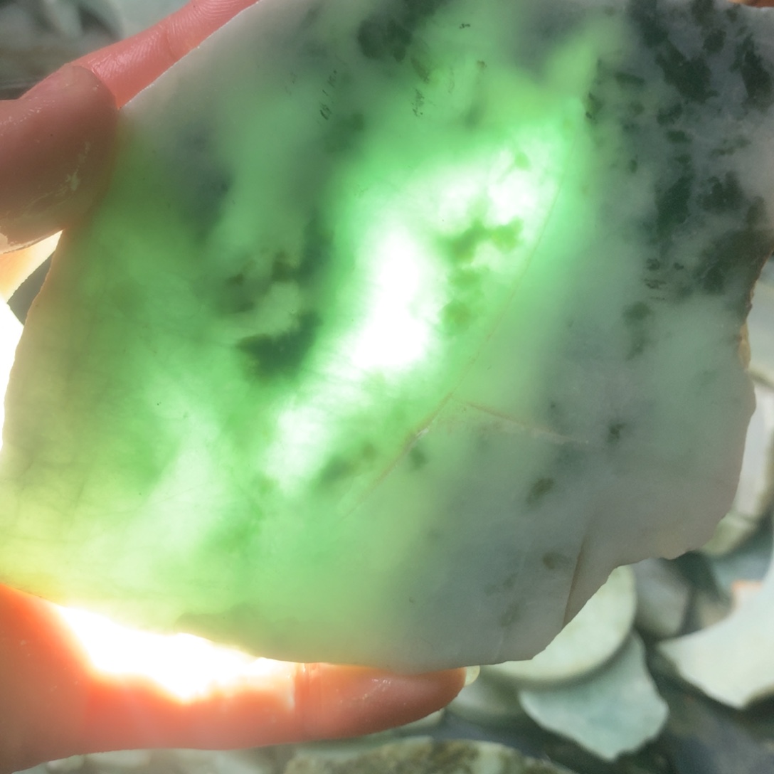 翡翠颈饰未镶嵌缅甸翡翠