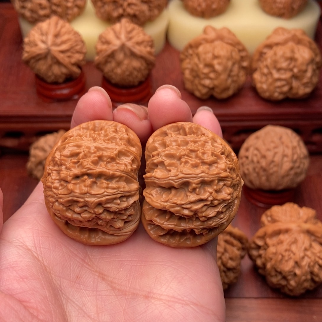 桃核把件白狮子头40