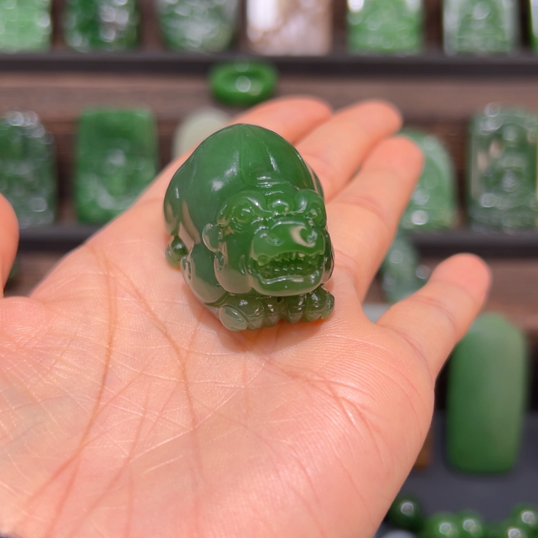 毕***玉和田玉未镶嵌颈饰