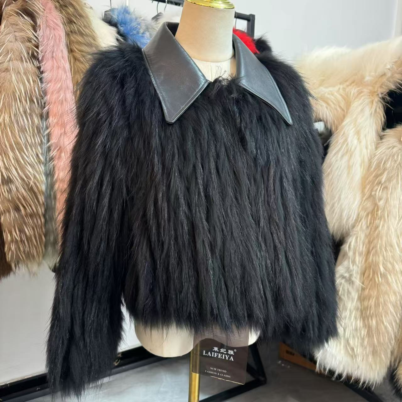 车条貉子毛时尚冬季气质女款百搭女士外套短款网红秋冬翻领设计师