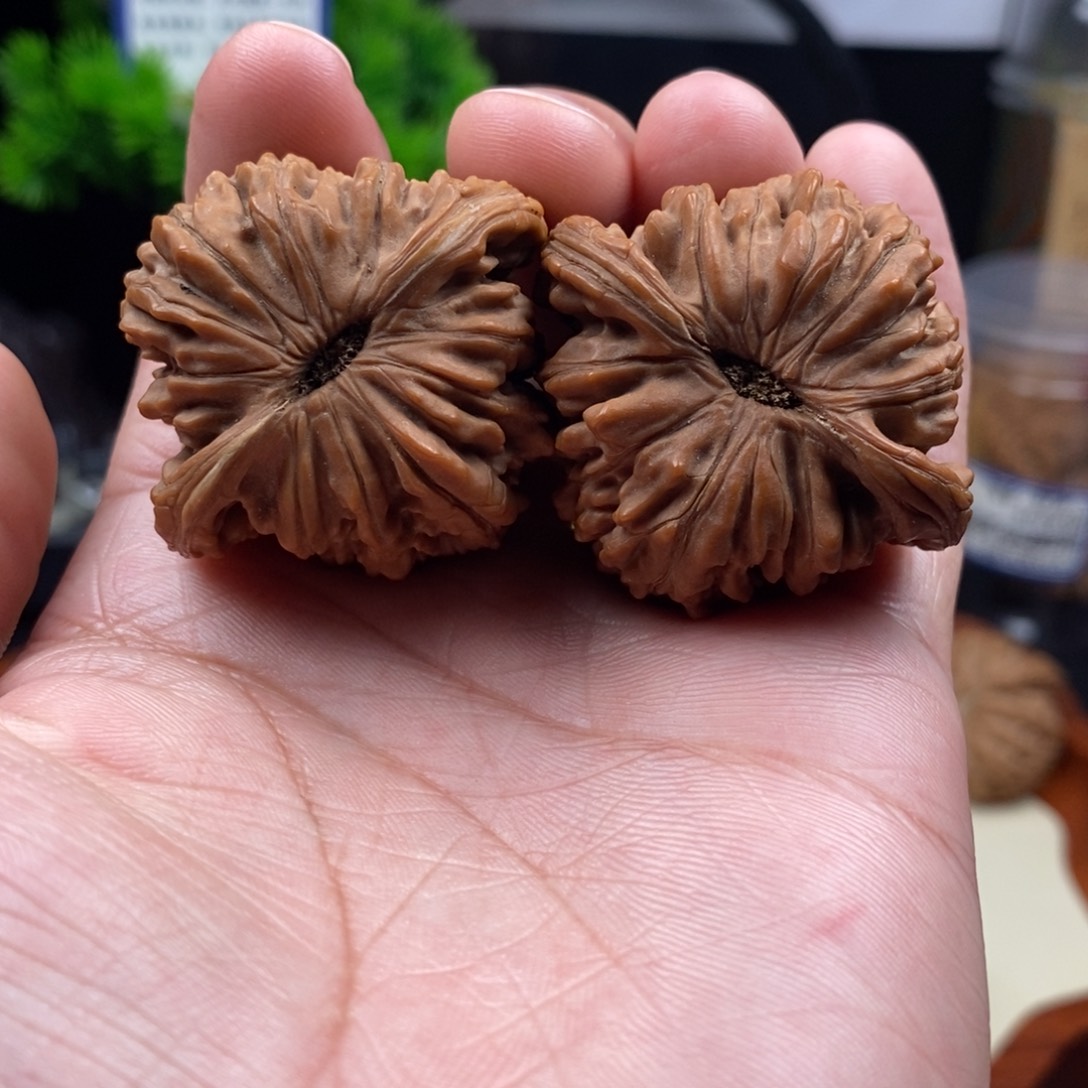 文玩核桃把件蓟县楼43