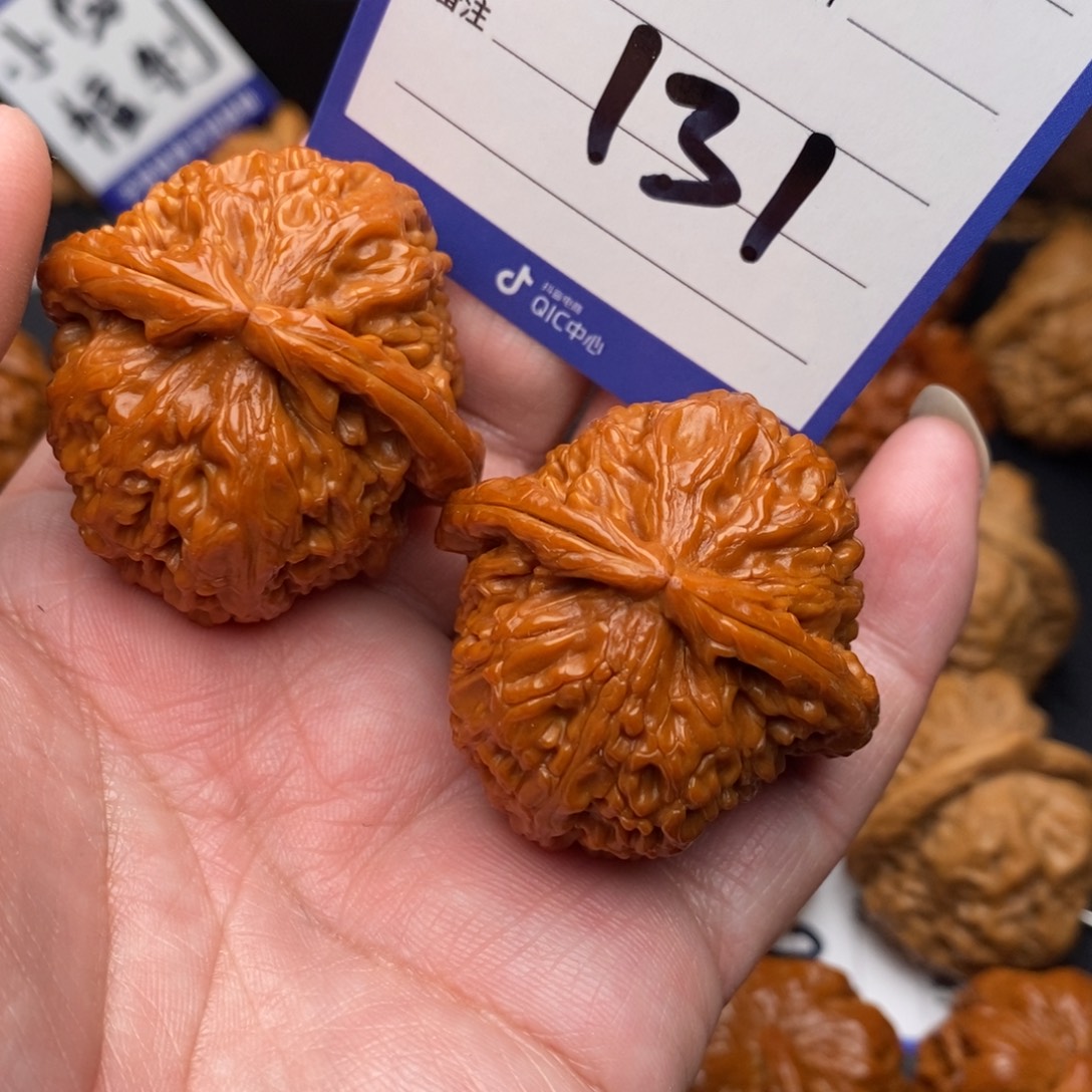 吊坠文玩核桃白狮子40mo