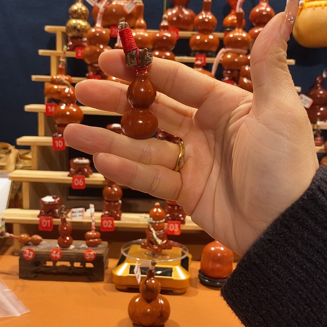 一****葫芦葫芦葫芦葫芦芳76