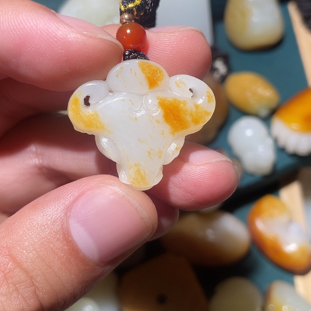 和田玉挂件未镶嵌执*