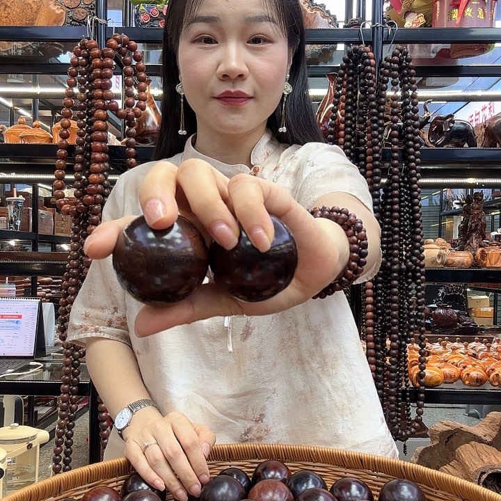 老挝大红酸枝5.0不退不换