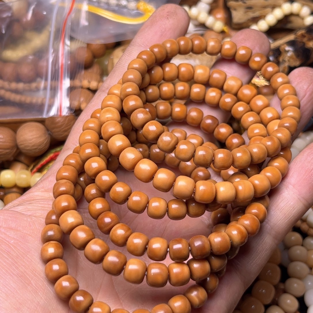 柏香籽/百香籽吊坠29号龙脊菩提8x7红油玉化料