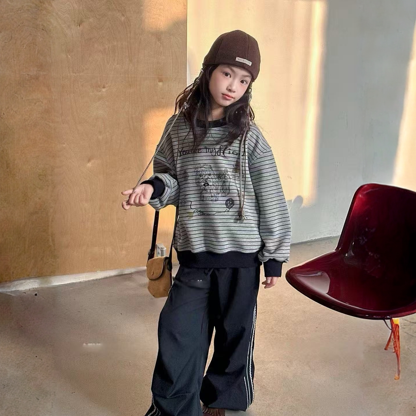 女童2025秋冬新款中大童韩版休闲宽松字母印花条纹卫衣加绒253237