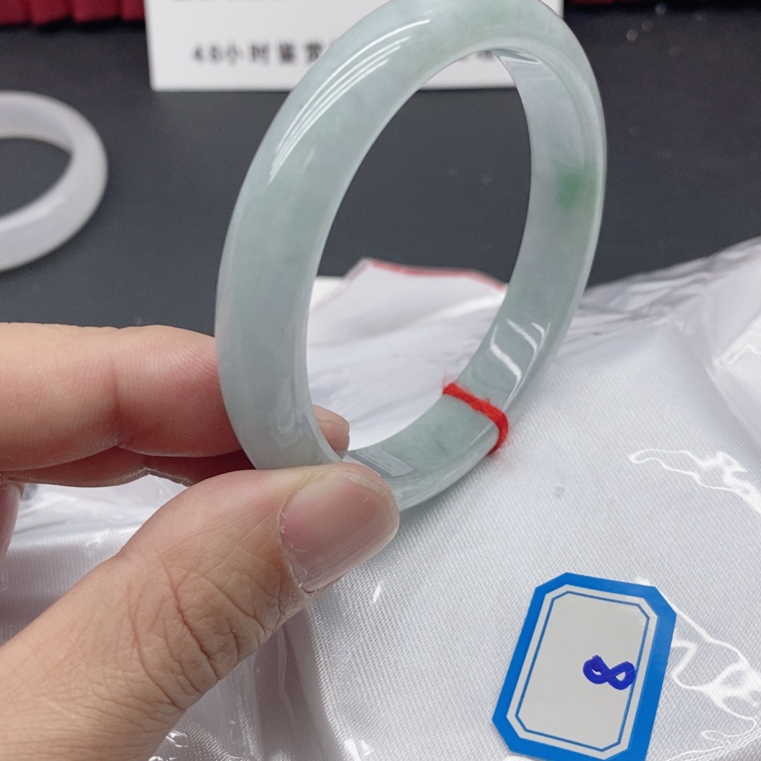 为***@岫玉未镶嵌手镯翡手镯08