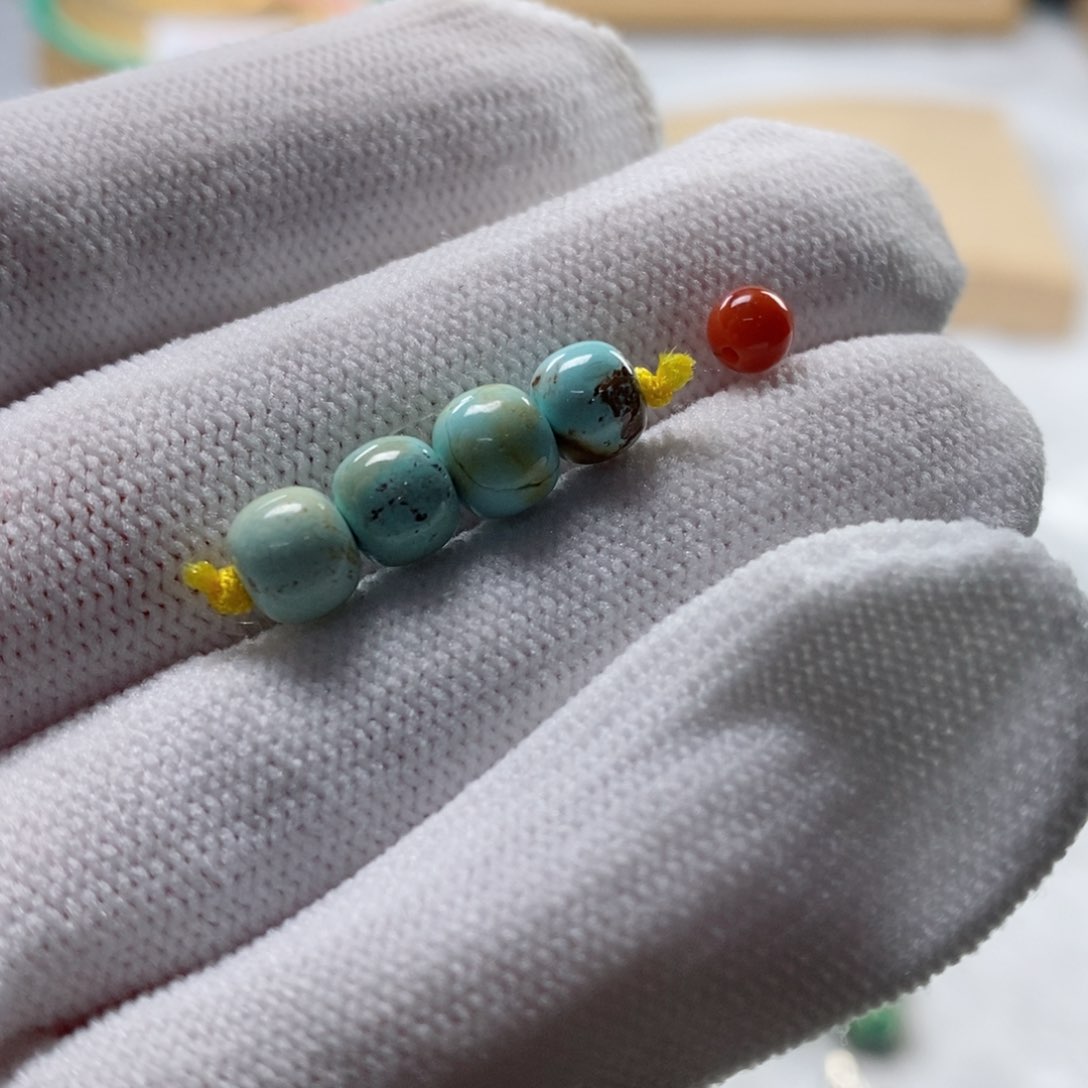 南红玛瑙颈饰未镶嵌