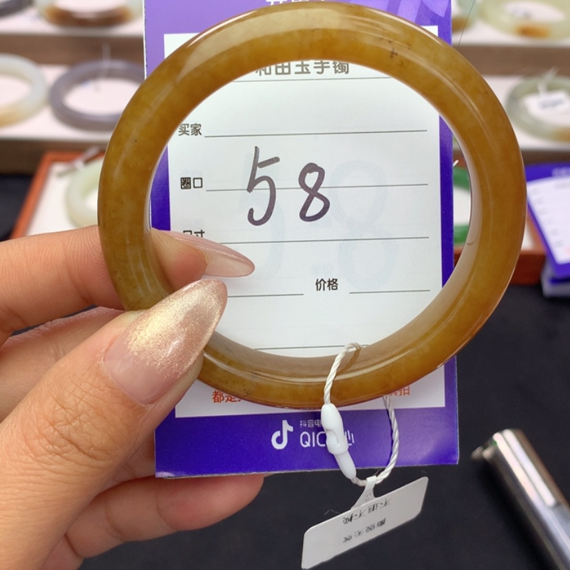 【闪购商品】和田玉手镯未镶嵌