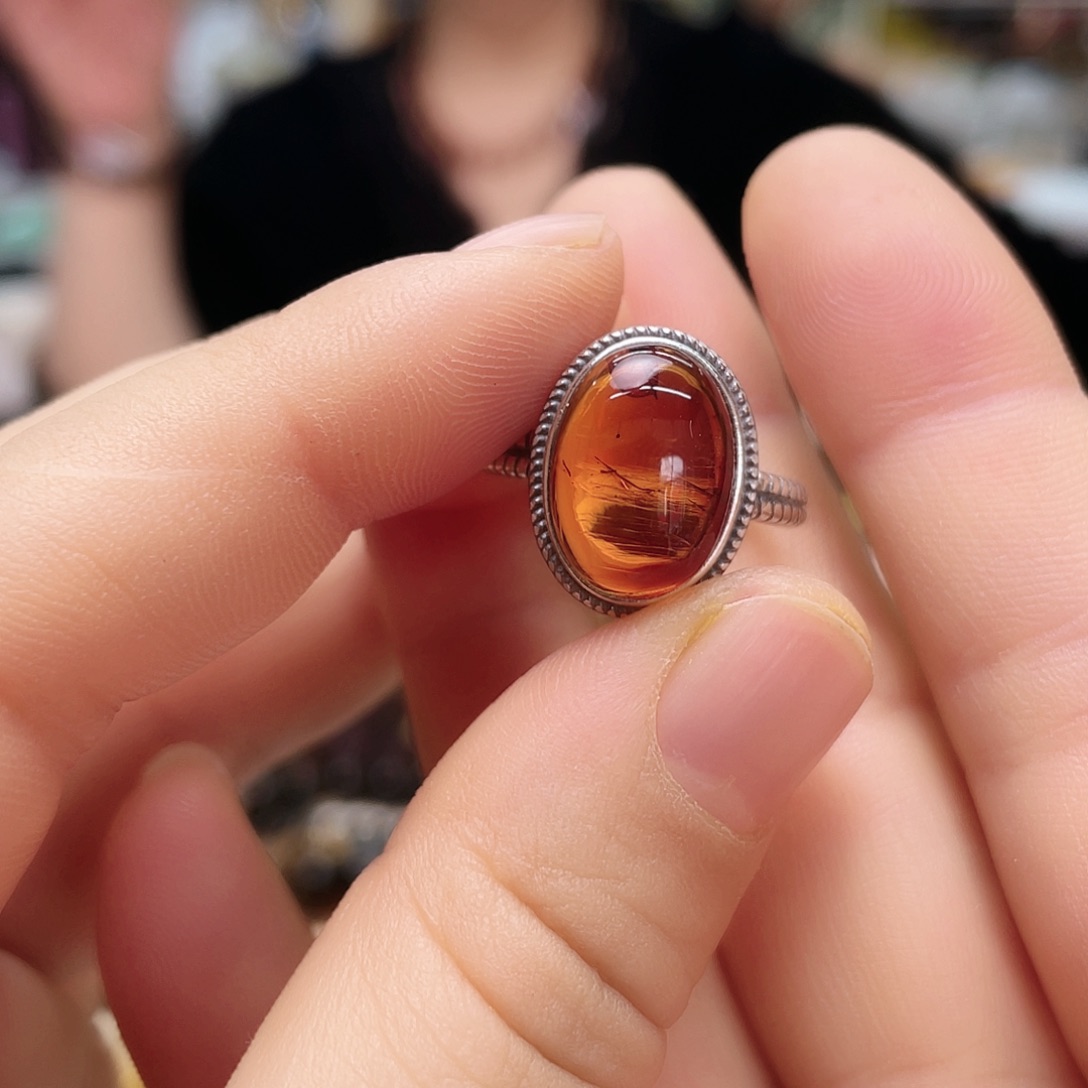 琥珀裸石未镶嵌大