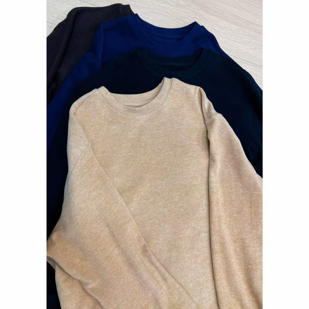 【胡洛一】韩系纯色秋季保暖打底可外穿显瘦基础款上衣-CK270