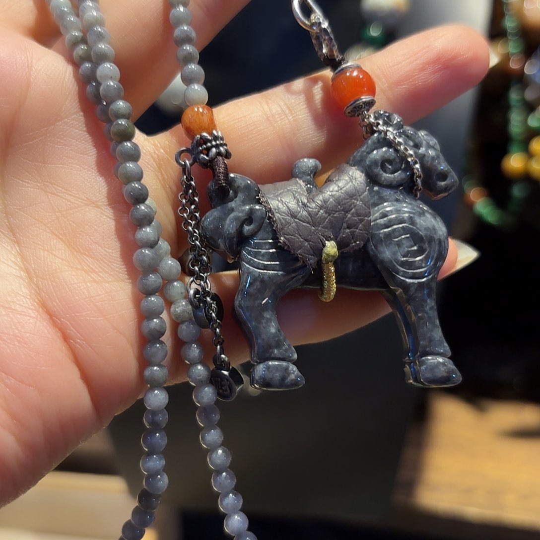 翡翠未镶嵌颈饰原创