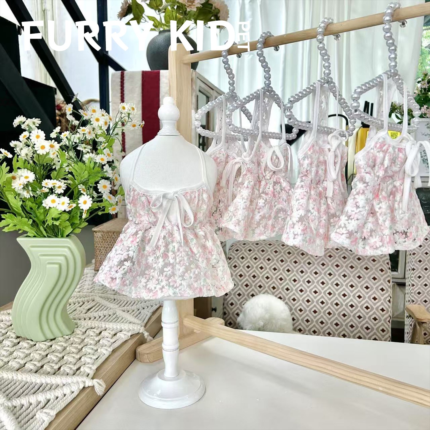 FURRYKID 「花仙子」柔糯仙桃重工刺绣吊带裙甜美可爱宠物衣服