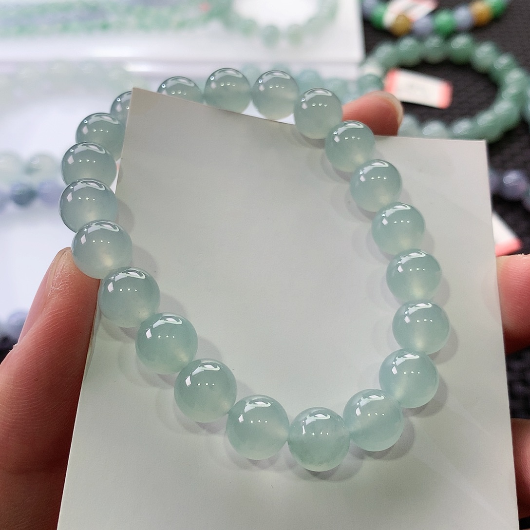 翡翠手链未镶嵌翡翠