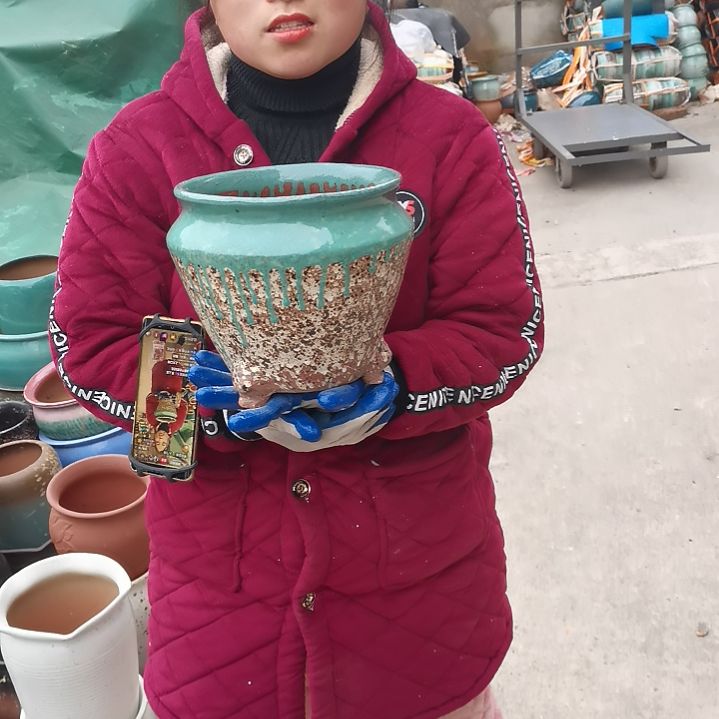 红陶口20高20瑕疵