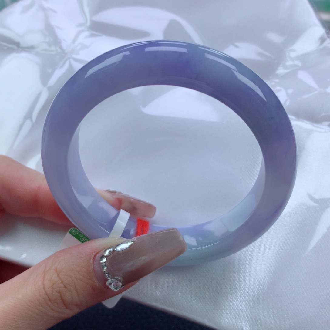 翡翠手镯未镶嵌52正圈