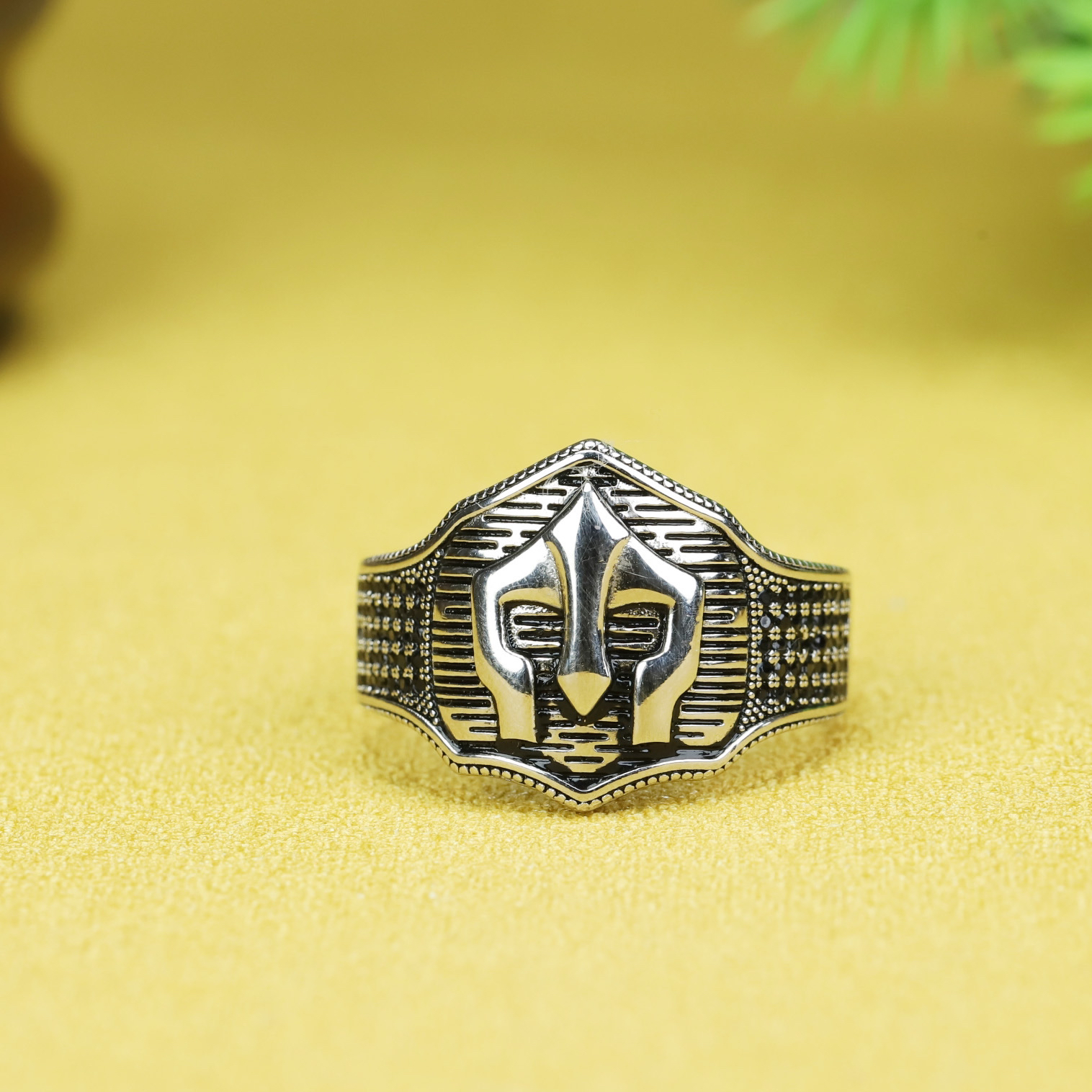 241【小别克珠宝-巴特尔男戒】